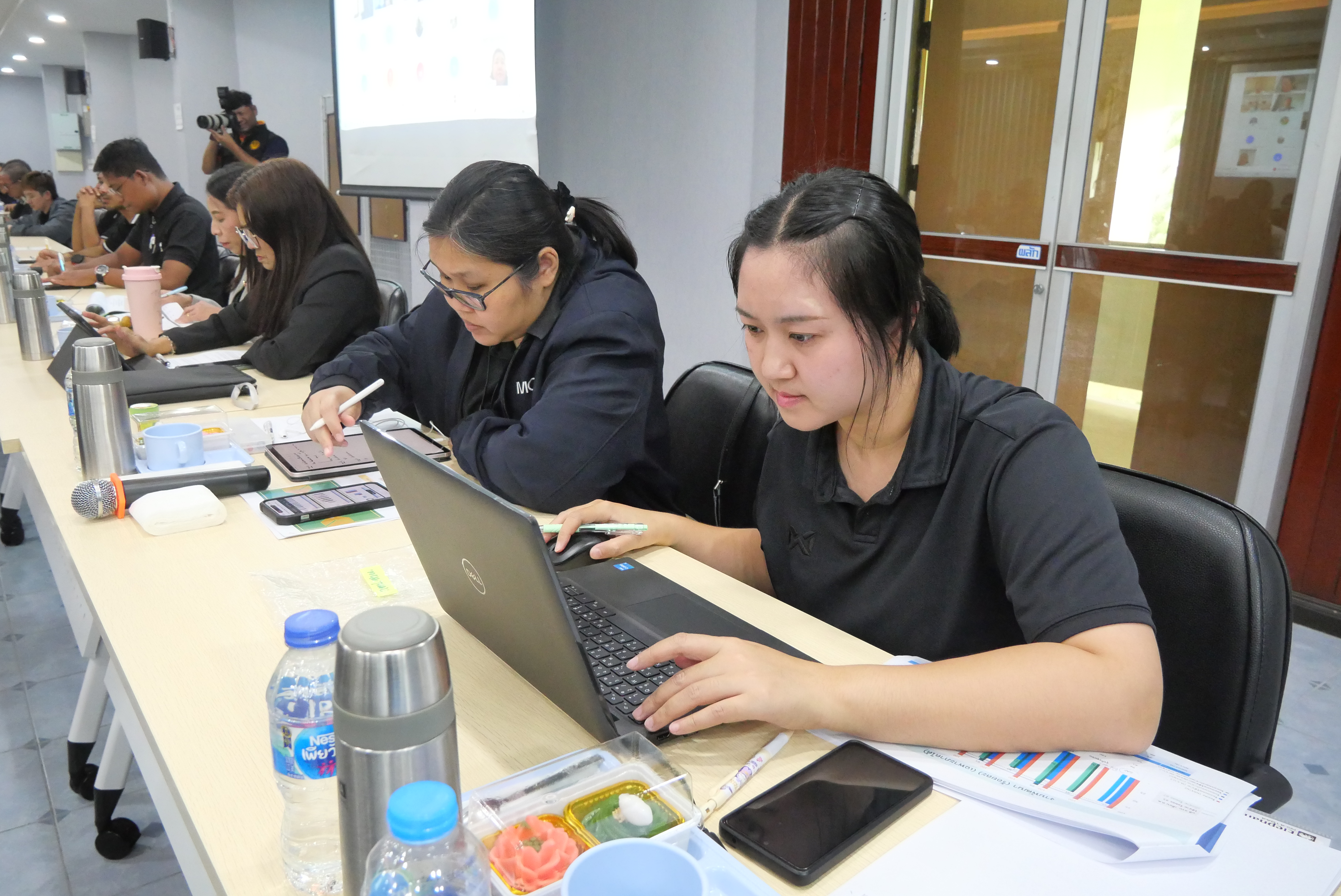 title - เลขาธิการ ส.ป.ก. ประชุมติดตามผลการดำเนินงาน และการใช้จ่ายงบประมาณ ประจำปีงบประมาณ พ.ศ.2569 ของภาคใต้ 